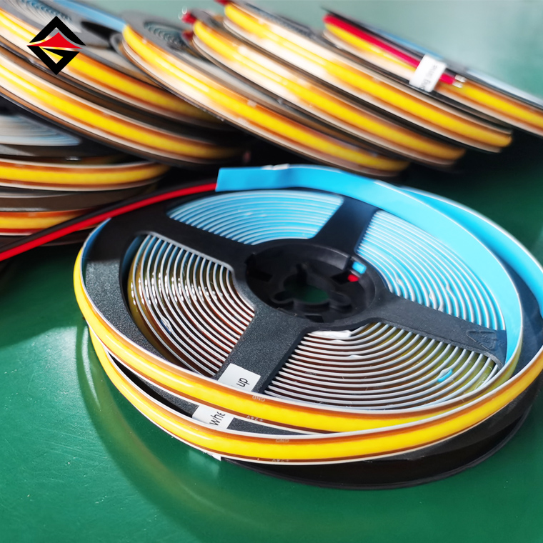 Sobre la selección de voltaje de tiras de luz LED